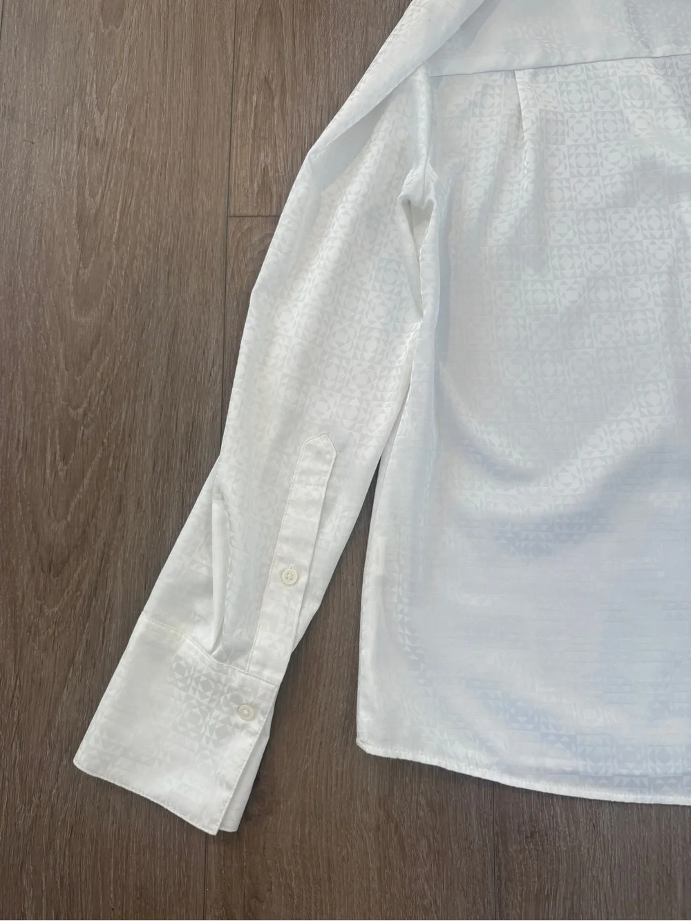 Vince Camuto | Geo Jacquard Blouse | New Ivory | XS